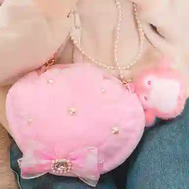 雄俊 超酷海洋风贝壳毛绒痛包 潮玩摆拍搭子 玩偶周边