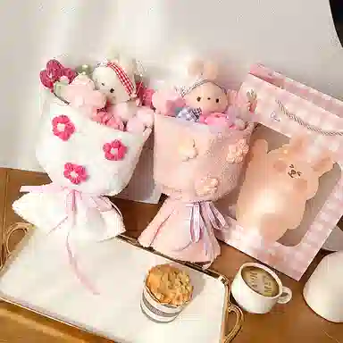 雄俊 创意趣味花束可爱娃娃手捧花生日花朵少女心摆件 玩偶 毛绒公仔