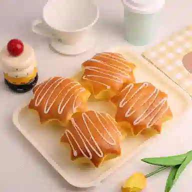 雄俊 湿软慢回弹食物蛋糕酥皮煎蛋面包 可颂吐司减压 捏捏超软 玩具