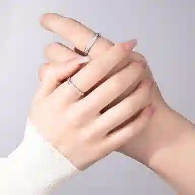 999