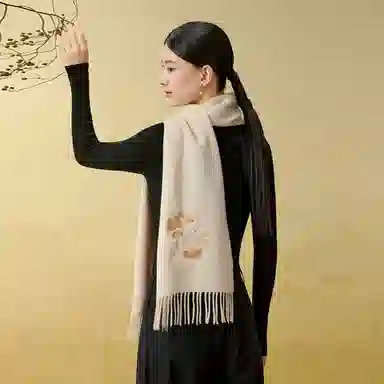 上海故事 花卉刺绣加厚保暖精致舒适优雅柔软 绵羊毛 绒线围巾 女款