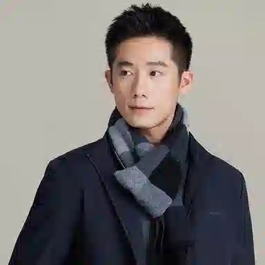 上海故事 风华正茂针织工艺亲肤保暖纤维细腻柔软顺滑简约时尚舒适高级感多色选择 绵羊毛 绒线围巾 男款