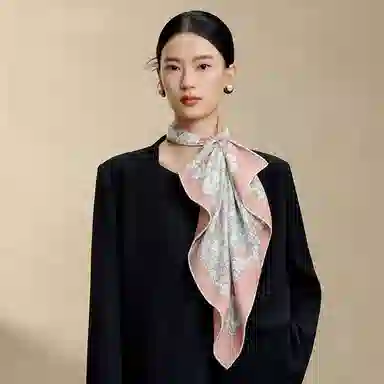 上海故事 绵羊毛双面印花人字纹中方巾礼盒装 桑蚕丝 丝巾 男女同款情侣款