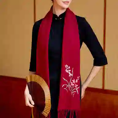 上海故事 静逸幽兰刺绣烫钻保暖舒适新中式 绵羊毛 绒线围巾 女款