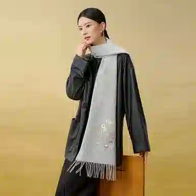 上海故事 花卉刺绣加厚保暖精致舒适优雅柔软 绵羊毛 绒线围巾 女款