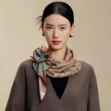 上海故事 真丝羊毛中方巾提花 桑蚕丝 丝巾 女款