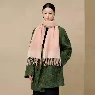 上海故事 必备加厚舒适柔软简约百搭渐变格纹保暖 绵羊毛 披肩 男女同款情侣款