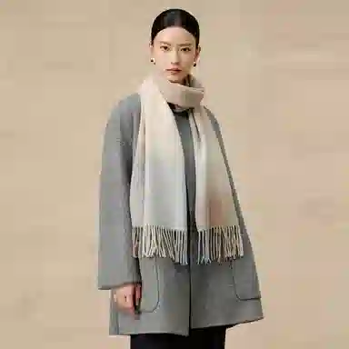 上海故事 必备加厚舒适柔软简约百搭渐变格纹保暖 绵羊毛 披肩 男女同款情侣款