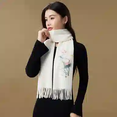 上海故事 锦绣荷韵精美刺绣加厚保暖柔软不扎 绵羊毛 绒线围巾 女款