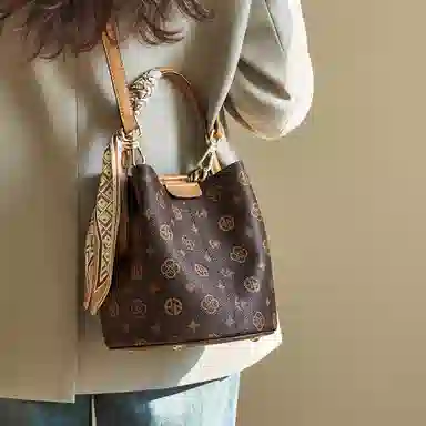 Aokang Classic Vintage Shoulder Bag Small Coffee Ivory