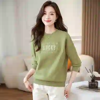 麓蔓蒂 圆领宽松纯色绣花卫衣 女款