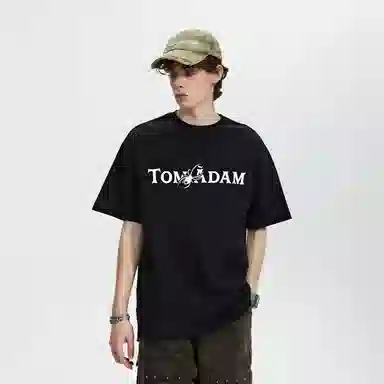 TOM ADAM T