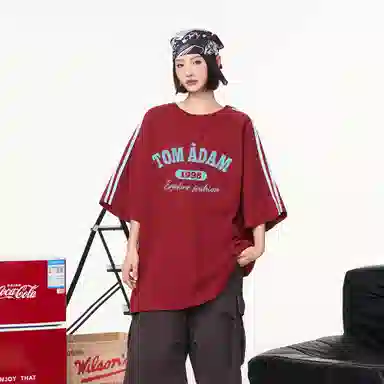 TOM ADAM T