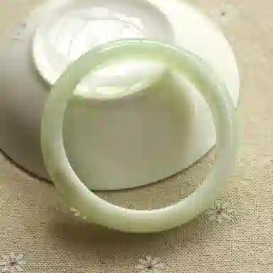 百利金 青白素玉 优雅气质简约百搭国潮复古新中式莹润温婉小众设计素圈闭口 岫玉（蛇纹石玉） 手镯 男女同款情侣款