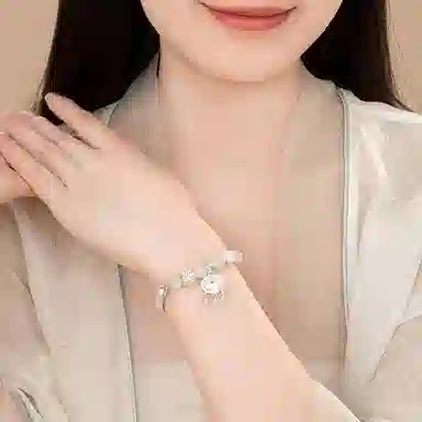 百利金 桃花平安锁半镯 国潮复古新中式平安转运吉祥招桃花精致轻奢优雅气质小众设计可调节转运珠手饰#好运 琉璃 手链 男女同款情侣款