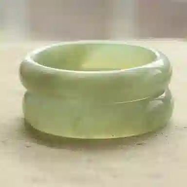 百利金 青白素玉 优雅气质简约百搭国潮复古新中式莹润温婉小众设计素圈闭口 岫玉（蛇纹石玉） 手镯 男女同款情侣款