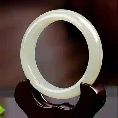 百利金 糯白素玉 优雅精致简约大气国潮新中式复古民族风本命年冰透手饰 岫玉（蛇纹石玉） 玉石手镯 女款