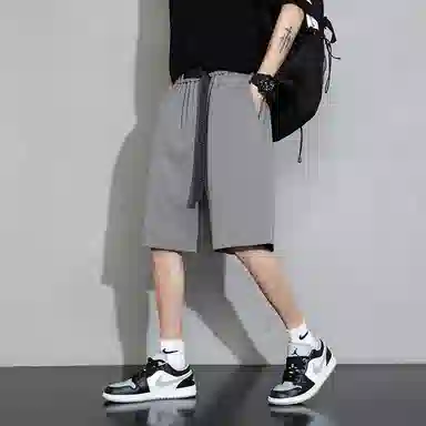 半空山 纯色基础款韩版舒适时尚自带个性腰带设计夏日多巴胺日常通勤户外百搭直筒五分休闲短裤 男女同款