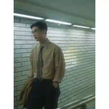 半空山 美式复古高街条纹撞色无性别主义基础款翻领百搭日系日常通勤舒适休闲多巴胺长袖衬衫 男女同款
