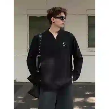 V