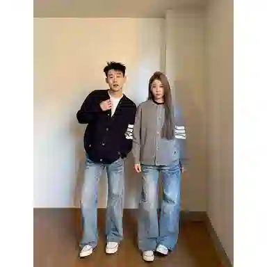 半空山 美式复古经典条纹四条杠撞色设计简约舒适亲肤不扎肉松弛慵懒老钱风潮流宽松休闲时尚百搭内搭外穿两用针织衫 男女同款