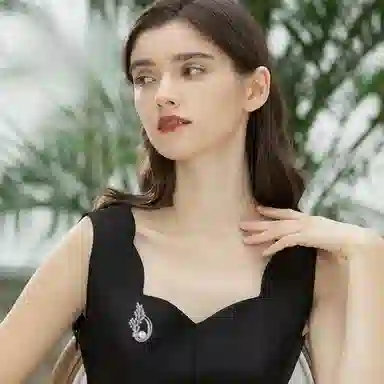 兰盈 原创设计轻奢小众 人造水晶 胸针 女款