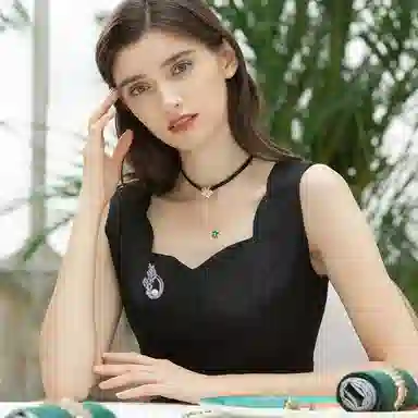 兰盈 原创设计轻奢小众 人造水晶 胸针 女款