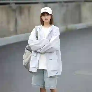曼城 美式高街运动户外纯色多巴胺色系反光条透气舒适基础款日常通勤简约直筒连帽 超轻速干防虫防紫外线防晒服 男女同款