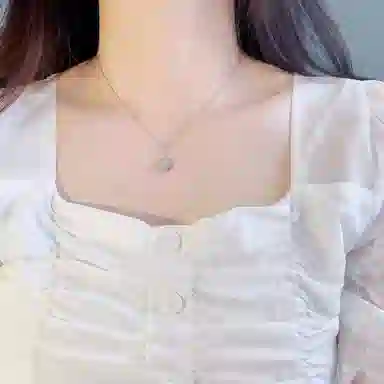 KING OF BLING Star Necklace