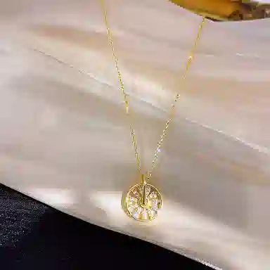 KING OF BLING Pinwheel Necklace