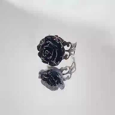 KING OF BLING Rose Adjustable Ring