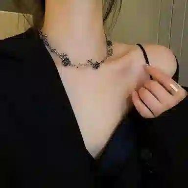 KING OF BLING Necklace