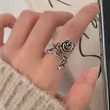 KING OF BLING Rose Alloy Ring