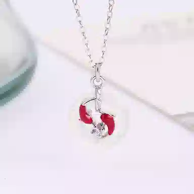 925