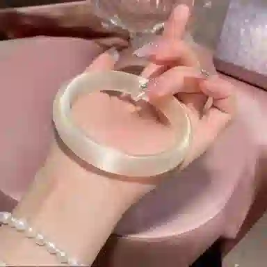 【高品质 I 提升气质】 克兰茜 新中式国风复古风格素圈镯子 精致显白清冷感古典香槟色旗袍汉服百搭学生好运 玻璃猫眼 手镯 女款