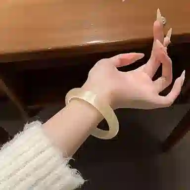 【高品质 I 提升气质】 克兰茜 新中式国风复古风格素圈镯子 精致显白清冷感古典香槟色旗袍汉服百搭学生好运 玻璃猫眼 手镯 女款