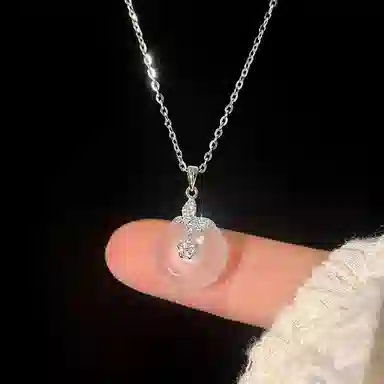 【高品质 I 附证书】 克兰茜 多喜乐长安宁  新中式国风清冷感平安扣福蝶小众设计高级感锁骨链 精致百搭轻奢好运 玉髓 项链 女款