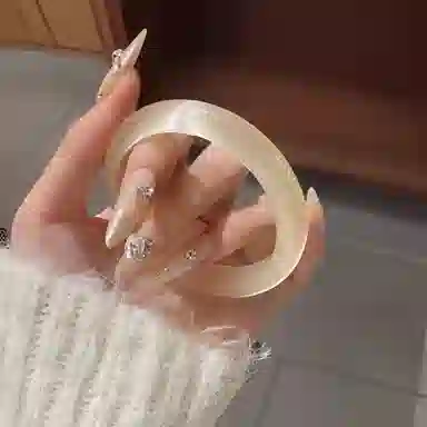 【高品质 I 提升气质】 克兰茜 新中式国风复古风格素圈镯子 精致显白清冷感古典香槟色旗袍汉服百搭学生好运 玻璃猫眼 手镯 女款