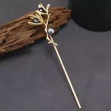 Clancy Hairpin Gold