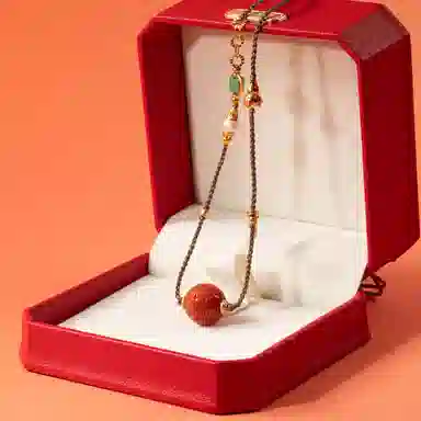 心若莲华 新中式 回纹雕刻 配饰 南红 玉石项链 女款