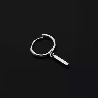 925