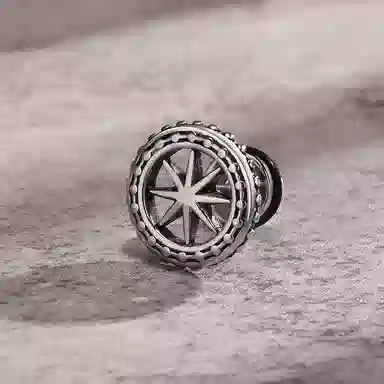 Eternal Melody Hollow Star Earrings