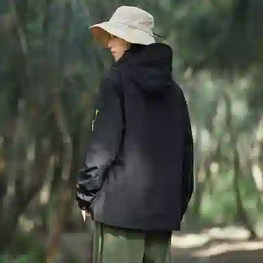 木清清 美式机能风拼接色可拆卸帽户外三合一防风防水登山冲锋茄克夹克外套 女款