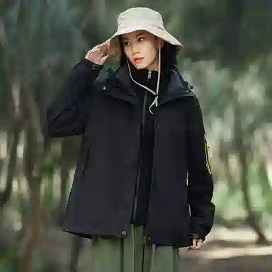 木清清 美式机能风拼接色可拆卸帽户外三合一防风防水登山冲锋茄克夹克外套 女款