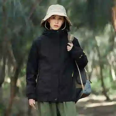 木清清 美式机能风拼接色可拆卸帽户外三合一防风防水登山冲锋茄克夹克外套 女款