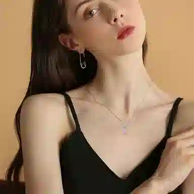 匹克 粉黛配饰饰品镶嵌 经典吊坠首饰 钛钢 项链 女款