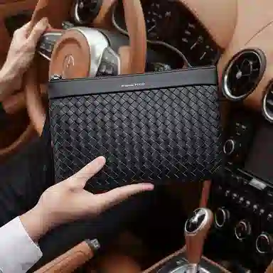 WilliamPOLO Handwoven Leather Clutch Black