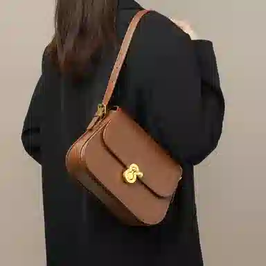 COMELY Small Shoulder Bag Coffee