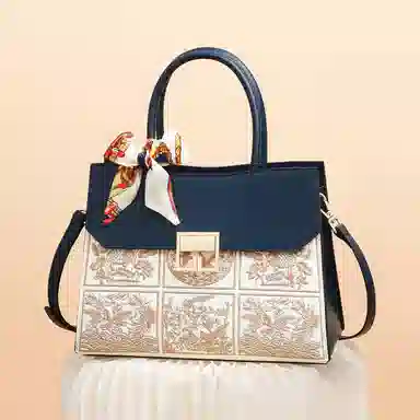 COMELY Blue Embroidered Tote