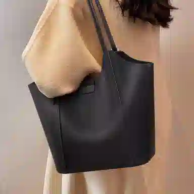 COMELY Tote Bag Brown
